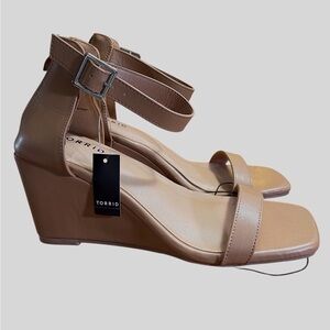 Torrid Square Toe Demi Wedge Cognac Sandal Women’s Size 10 New With Tag